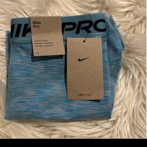 Nike Pro High-Waist Blue Space-Dye Bike Shorts - Picture 6 of 6
